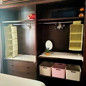 Apartamento En Pleno Centro De Con Parking Economico, Cádiz